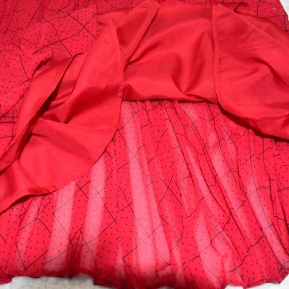 ELLE Pleated Swingy Skirt Red Black Dots Size L - Picture 6 of 8